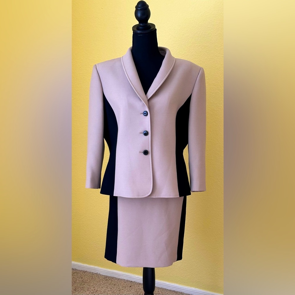 Tahari 2-piece Beige & Black Skirt Suit